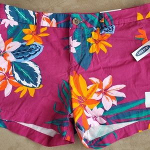 Old Navy floral everyday short
